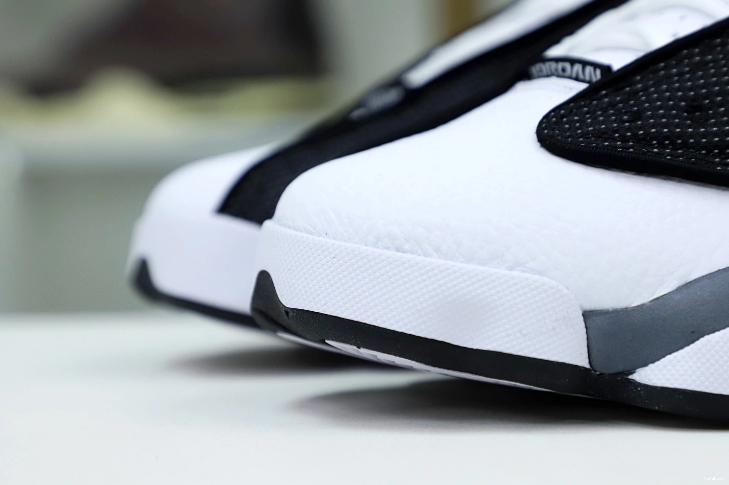 Retro Jordan Air 13 
